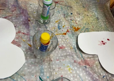 Experimente mit Farben in der Sonnengruppe