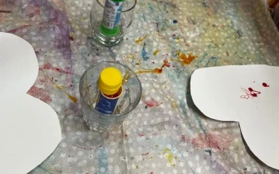 Experimente mit Farben in der Sonnengruppe